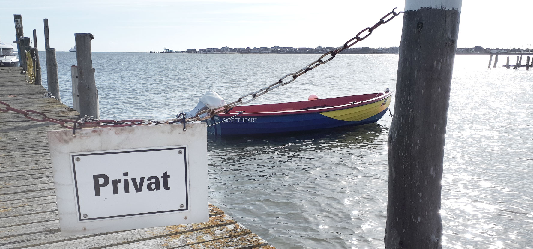 Blauer Himmel mit Wolken